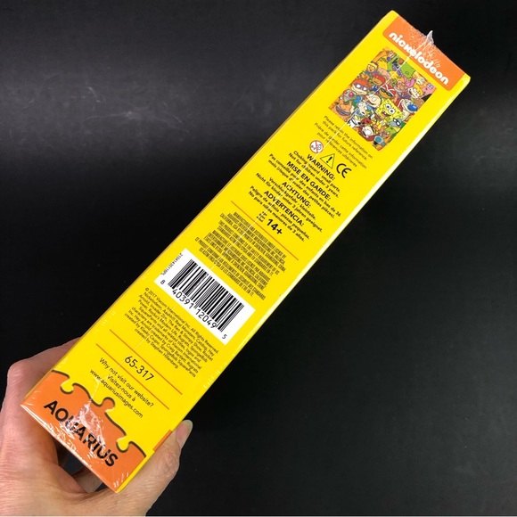 NIB Nickelodeon 1000 pieces Cast Jigsaw Puzzles Aquarius Easy Framing Format - Picture 3 of 6